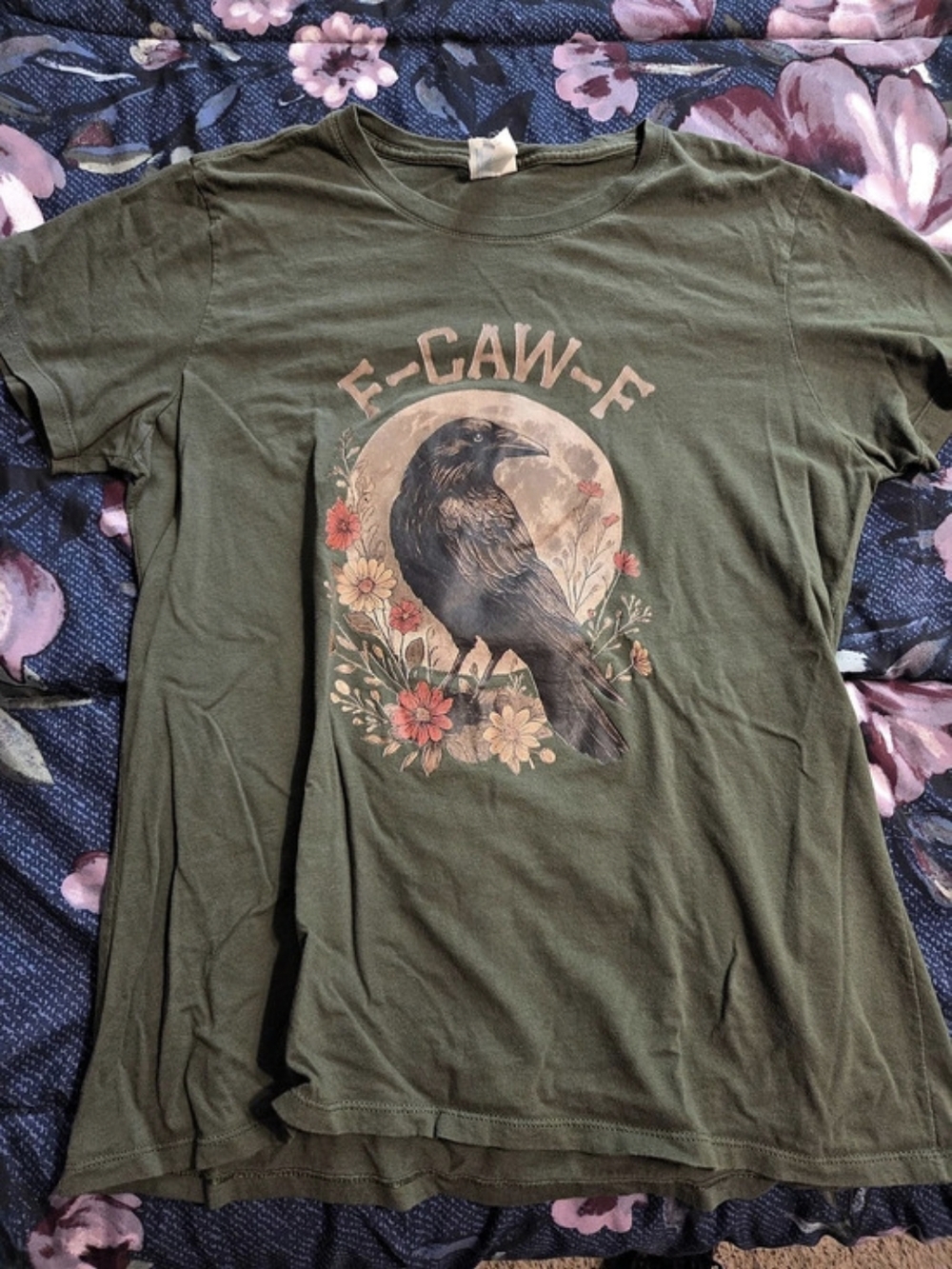 Port & Company Ring Spun Fan Favorite Tee Floral Graphic Large